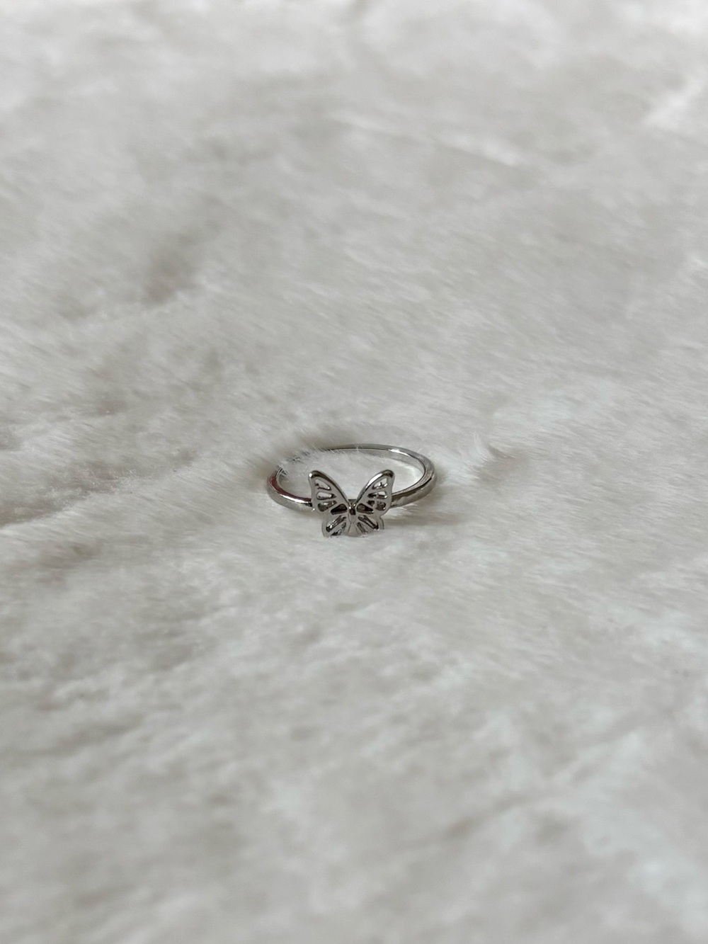 5/$15 🩷 MUST BUNDLE Silver Butterfly Ring - Silver Women's Jewelry - Picture 2 of 3